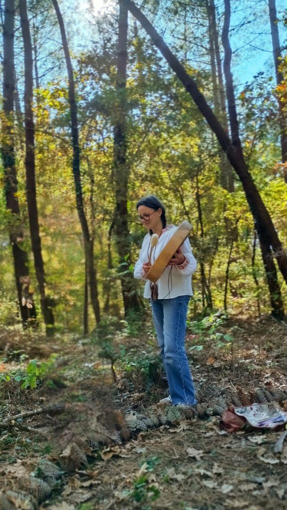 DELPHINE TAMBOUR CHAMANIQUE